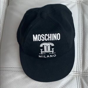 MOSCHINO hat